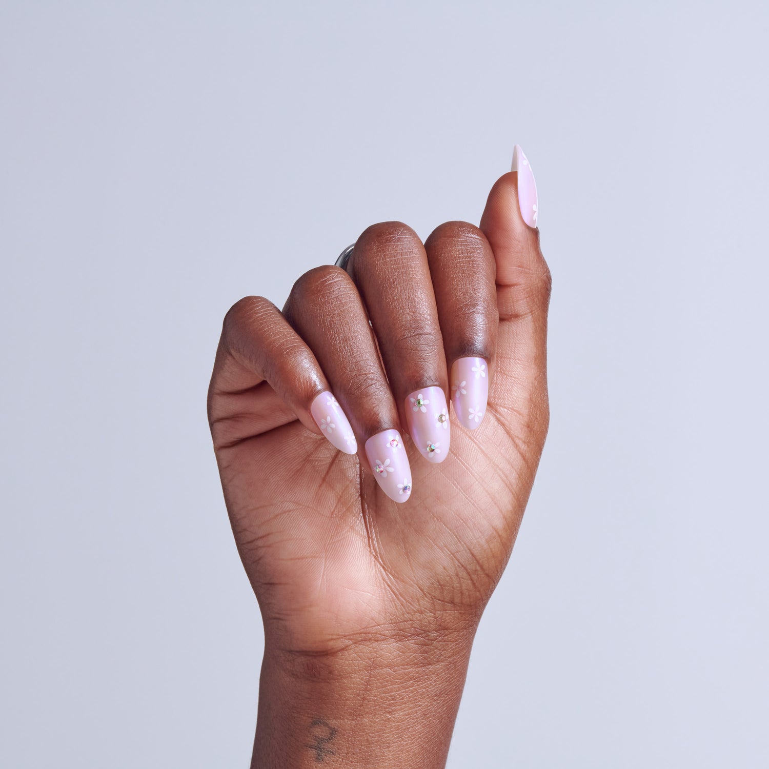 KISS GLAM 3D &amp; Jeweled Press On Nails  Almond, ‘Breeze of Bliss’, Pink, Medium, 32 Count